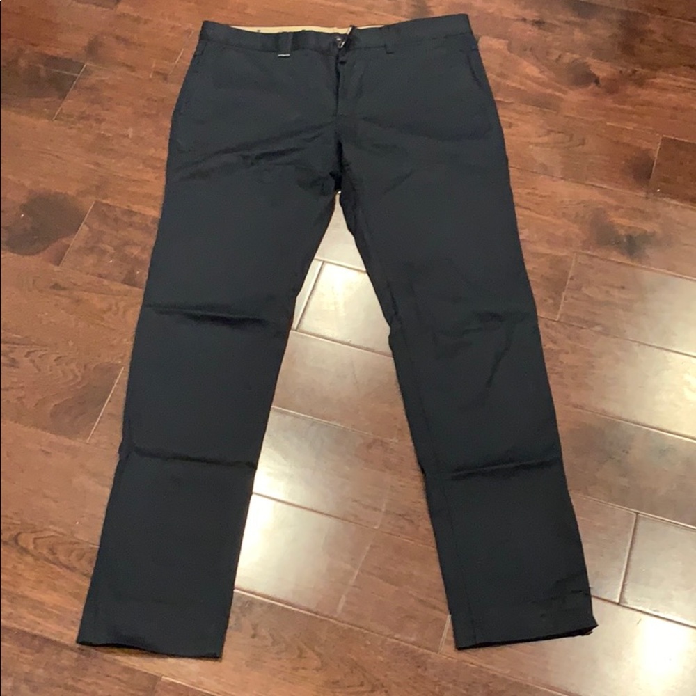 Men’s Zara navy blue chinos (slim fit)